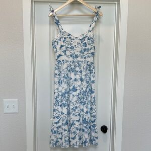 Steve Madden Floral Blue and White Midi Dress